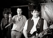 The Smiths Ltd in action at The Moses Gate - image 5